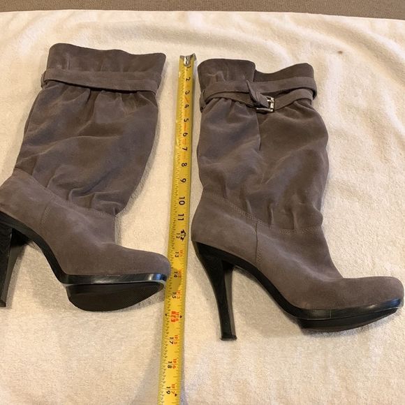 Michael Kors Kincade suede slouchy boots. - Picture 11 of 14